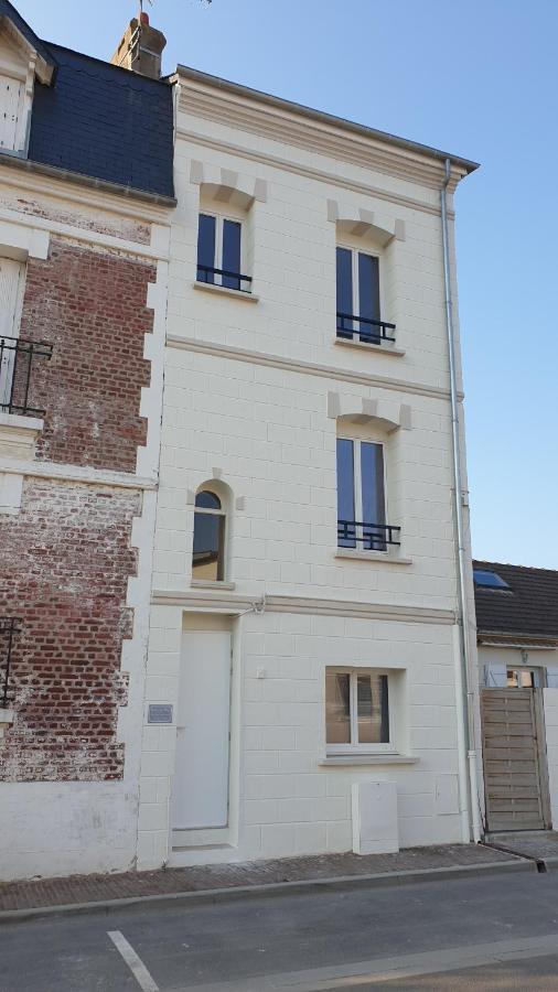 Apartment Au Bord De *