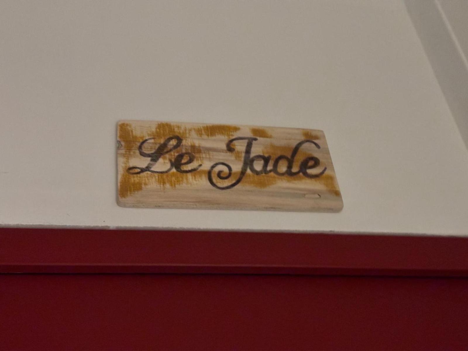 Au Bord De Apartment